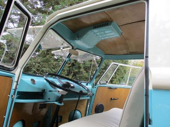 1967 Volkswagen Bus Vanagon Double Cab Safari Window