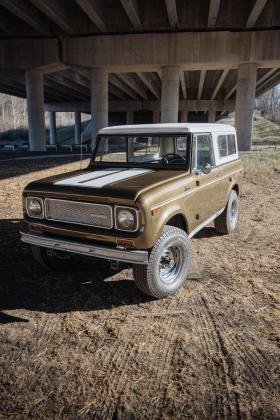 1970 International Harvester Scout 800A Gold SR2 Edition V8