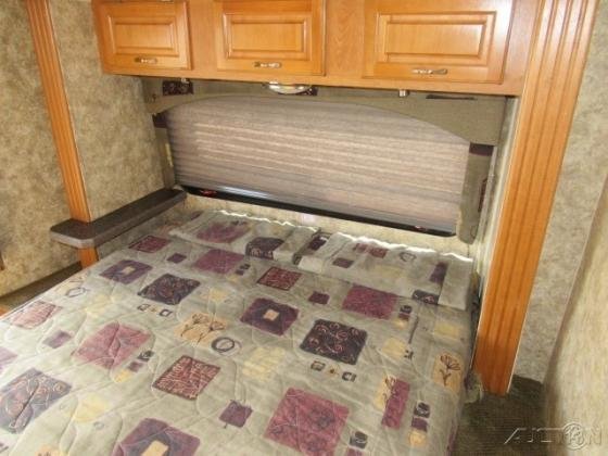 2006 Coachmen Concord 275DS