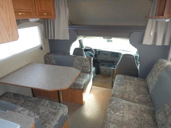 2006 Jayco Escapade 29ft Class C Chevrolet 6.0L V8 Gas Motorhome