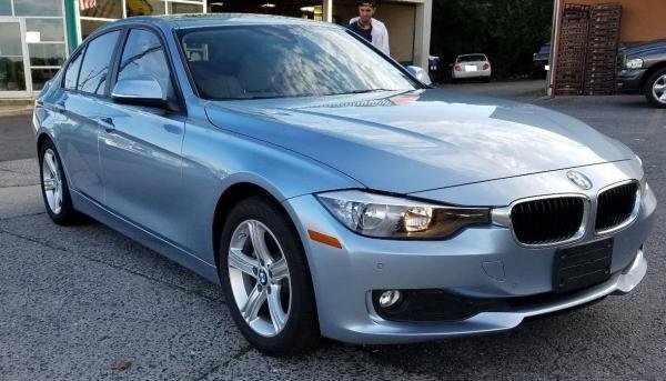 2015 BMW 320i Blue Edition Very Clean