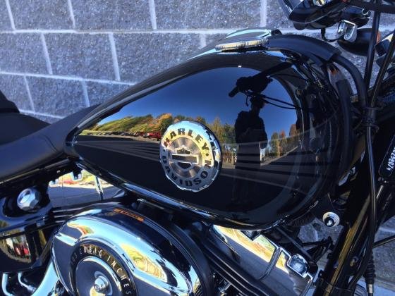 2015 Harley-Davidson Softail Breakout