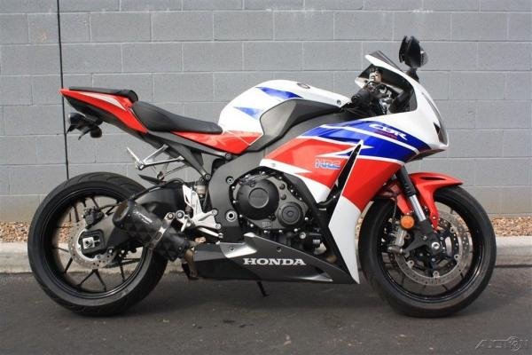 2015 Honda CBR 1000RR  Super Clean