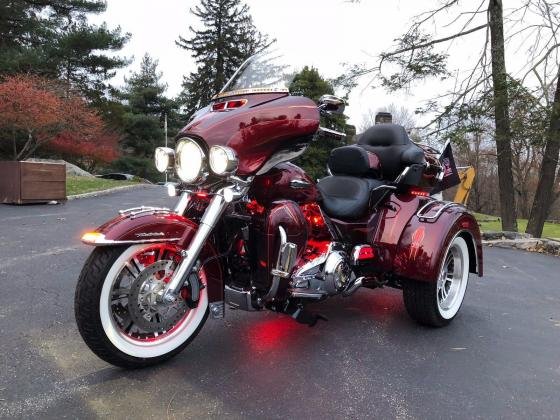 2016 Harley-Davidson Tri Glide Ultra Red Trike