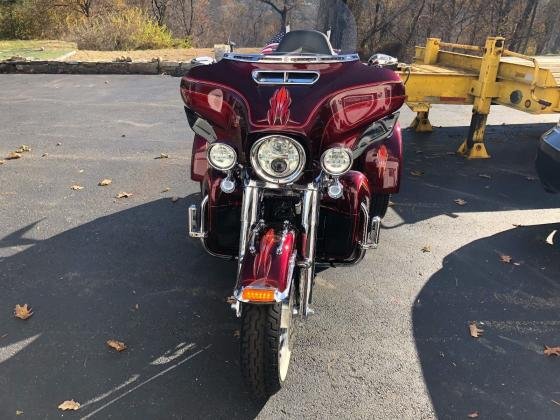 2016 Harley-Davidson Tri Glide Ultra Red Trike