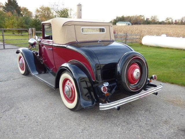 Cars - 1932 Ford Cabriolet Flathead V8