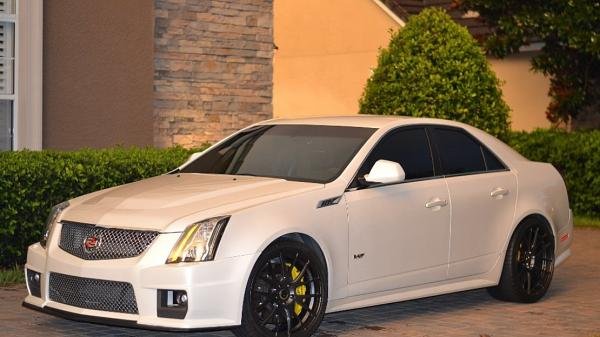 2011 Cadillac CTS-V Hennessey HPE700