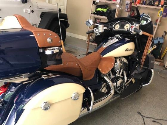 2016 Indian Roadmaster Touring Springfield Blue