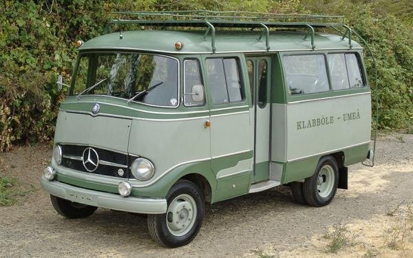 1963 Mercedes-Benz 319 Diesel Bus