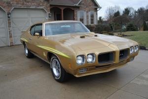 1970 Pontiac GTO Coupe Gold 400