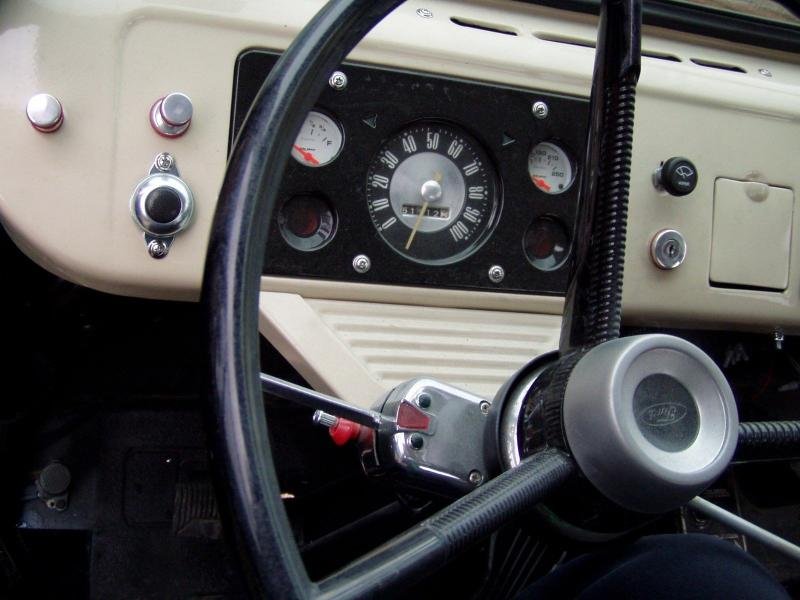 Cars - 1962 Ford Econoline Pickup 3 Speed