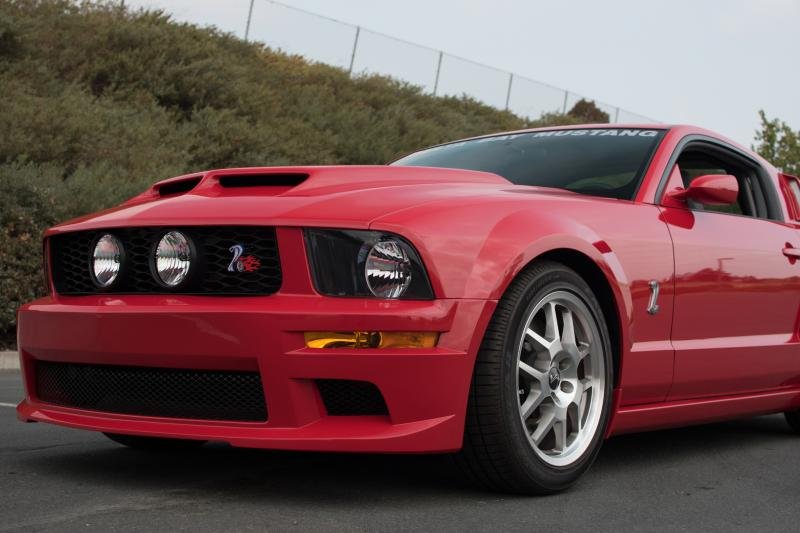 Cars - 2007 Ford Mustang GT 4.6L V-8 2 Door Coupe