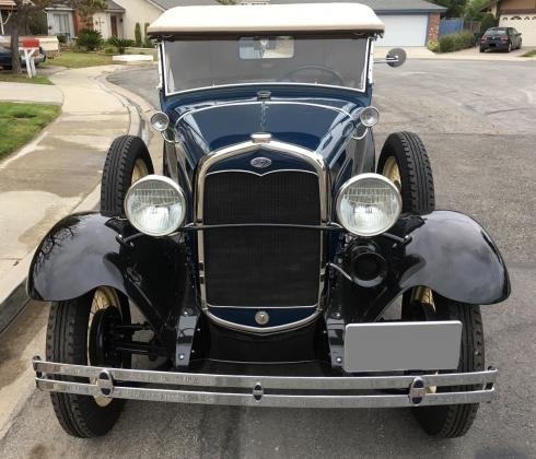 1931 Ford Model A Deluxe Roadster