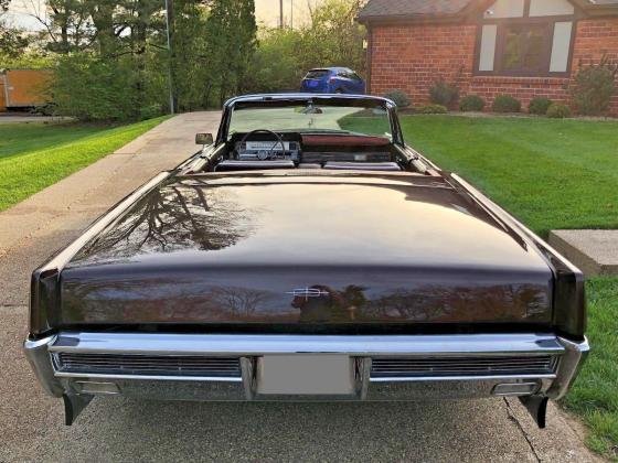 1966 Lincoln Continental Convertible 460
