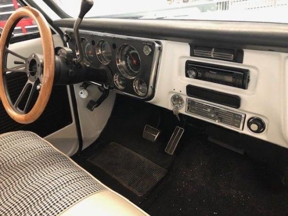 1972 Chevrolet C-10 Shortbed TH400 Auto Transmission