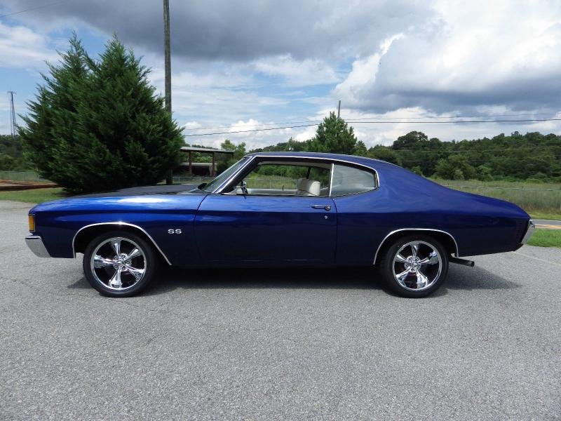 Cars - 1972 Chevrolet Chevelle SS 350 Super Solid