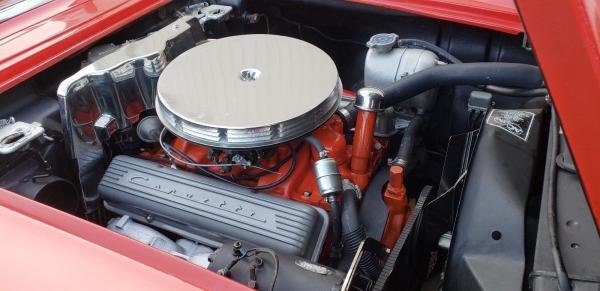1962 Chevrolet Corvette 327 300 HP 4Speed
