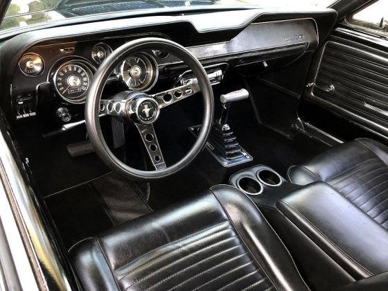 1967 Ford Mustang Rebuilt 302 V8 4 Bbl Carb