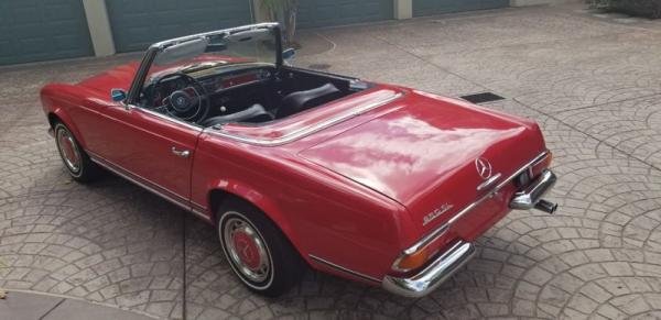 1967 Mercedes-Benz 250SL ROADSTER 4 Speed Manual