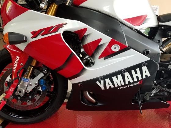 1999 Yamaha YZF-R7 OW02