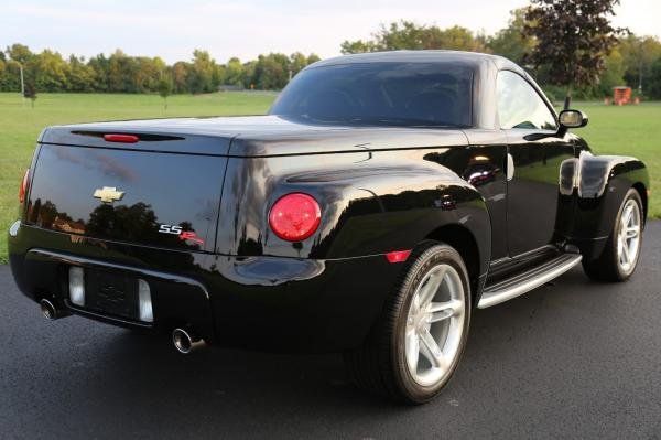 2003 CHEVROLET SSR CONVERTIBLE 5.3L V8 563