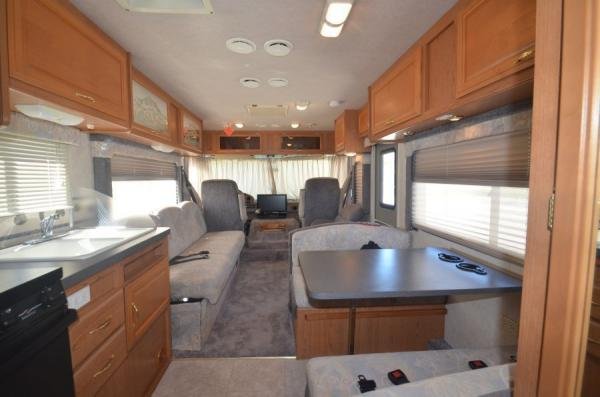 2003 Fleetwood Terra 31H Class A GM Motor Home