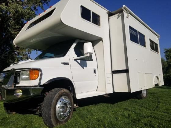 2005 Jayco Greyhawk 26SS Super-Charged 4x4  26Ft