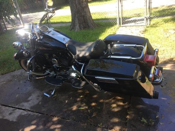 2008 Harley-Davidson Touring ROAD KING