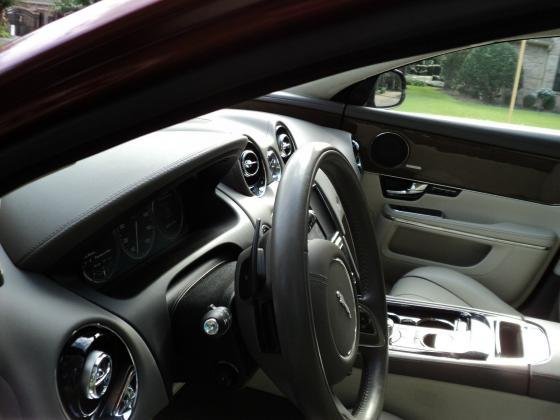 2011 Jaguar XJ Supercharged Sedan 470HP