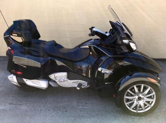 2014 Can-Am Spyder RT SE6 1330Cc 6Cyl