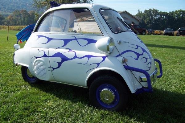 1957 BMW Isetta 300 Sun Roof