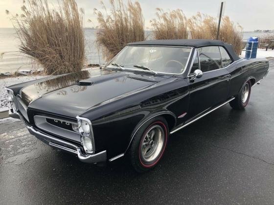 1966 PONTIAC GTO CONVERTIBLE BLACK 389 TRI-POWER