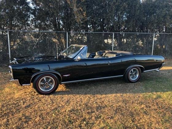 1966 PONTIAC GTO CONVERTIBLE BLACK 389 TRI-POWER