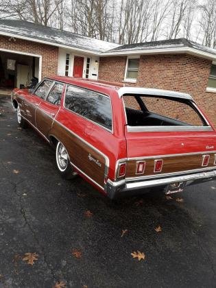 1969 Chevrolet Caprice Kingswood Estate Wagon