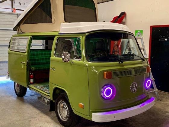 1976 Volkswagen Bus/Vanagon Westfalia Custom LED