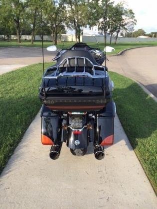 2015 Harley-Davidson Touring Road Glide FLTRUSE