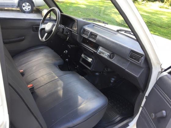 1987 Toyota Tacoma Zero Rust 4WD