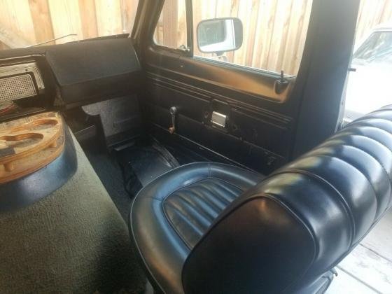 1972 Ford Econoline Club Wagon 302