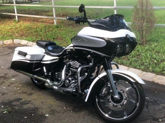 2012 Harley Davidson Touring 1801cc CVO RoadGlide