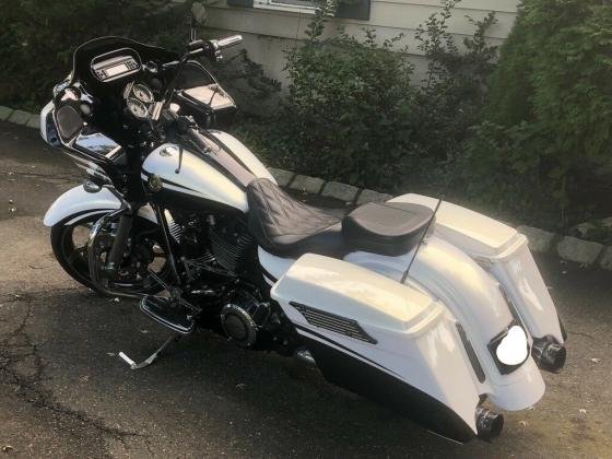 2012 Harley Davidson Touring 1801cc CVO RoadGlide