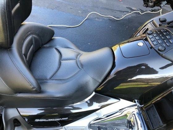 2010 Honda Gold Wing GL18HPMA Airbag