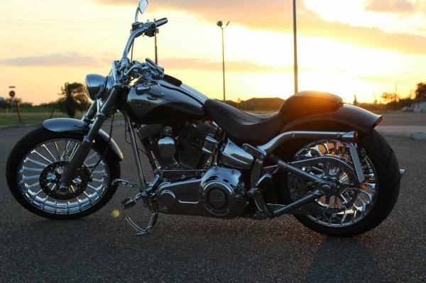 2013 Harley-Davidson Softail Breakout