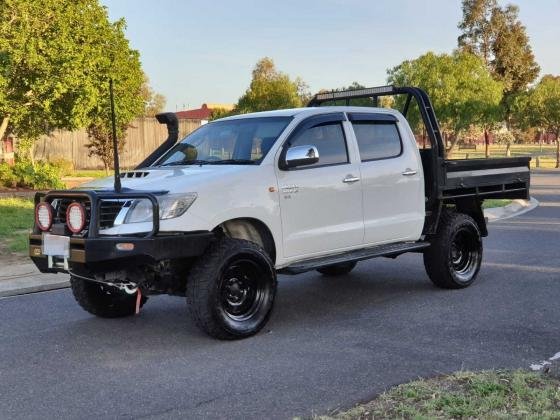 2015 Toyota Hilux SR 4WD Diesel