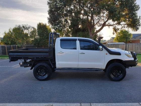 2015 Toyota Hilux SR 4WD Diesel