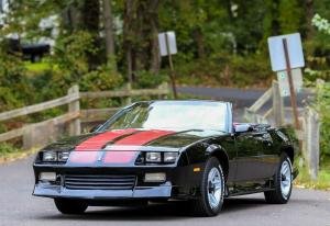 1991 Chevrolet Camaro Leather 5SP Manual 5.0L V8 OHV 16V Convertible