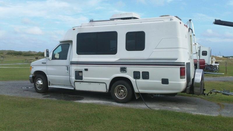 Motorhomes - 1999 Ford Chinook Premier Class B Motorhome