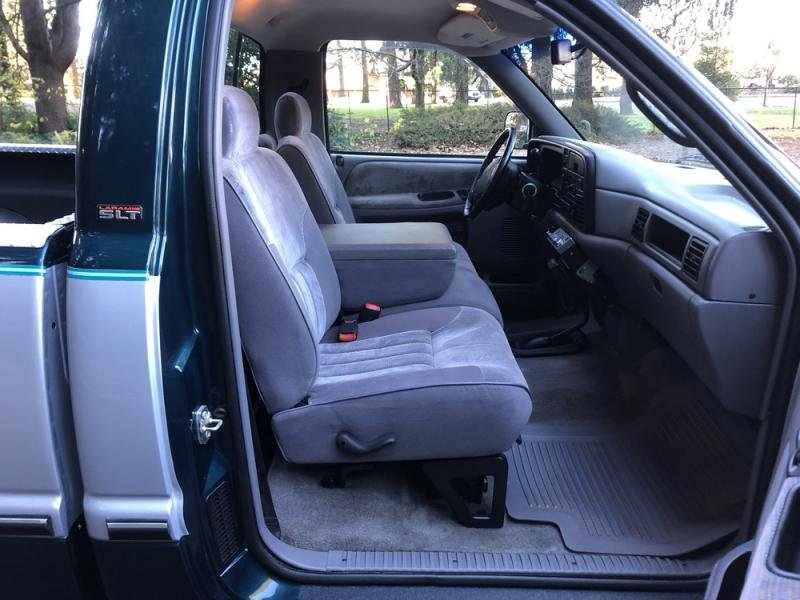 1995 dodge ram interior