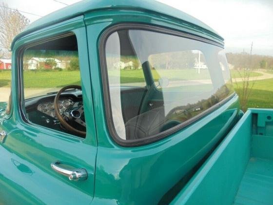 1958 Chevrolet Apache Fleetside Pickup Truck 350