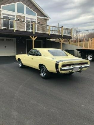 1970 Dodge Charger Coupe 383