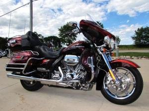 2014 Harley-Davidson CVO Ultra Limited FLHTKSE